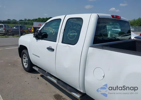 2010 Chevrolet Silverado 1500 Work Truck z USA, uszkodzony, nr VIN 1GCSCPE02AZ299084